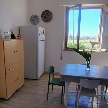 Adamo Flat Holiday home *