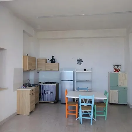 Adamo Flat