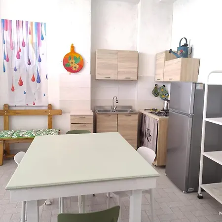 Semesterbostad Adamo Flat *