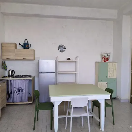 Semesterbostad Adamo Flat *